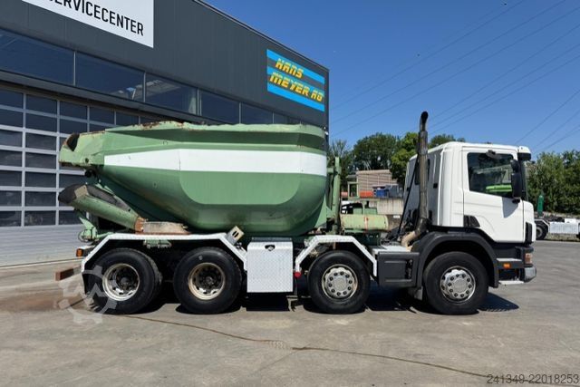 Caminhão para fins especiais SCANIA P380 8x4 Silo 12m3