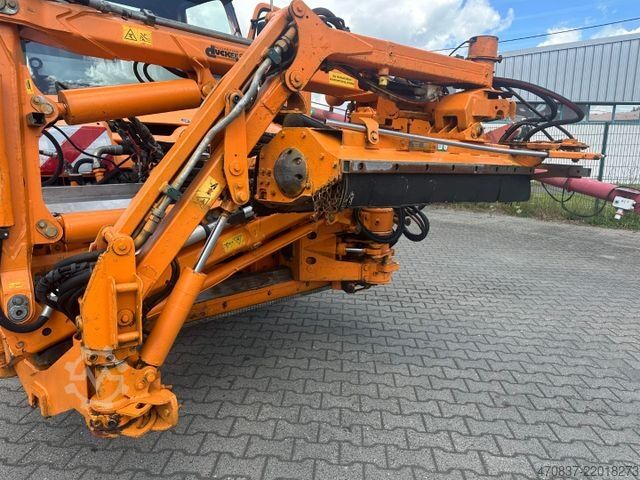 Caminhão para fins especiais UNIMOG U 423 / Mähausstattung Dücker / Salzstreuer