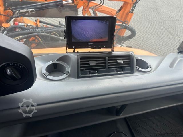 Caminhão para fins especiais UNIMOG U 423 / Mähausstattung Dücker / Salzstreuer