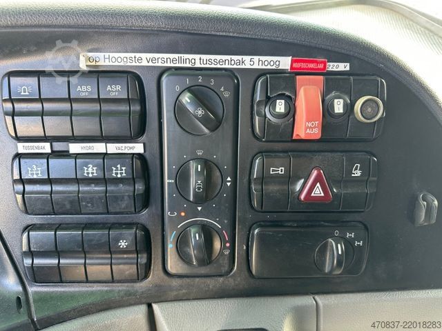Camion-citerne à vide MERCEDES-BENZ Actros 4141 8x4 BB / KoKs Saug und Druckwagen