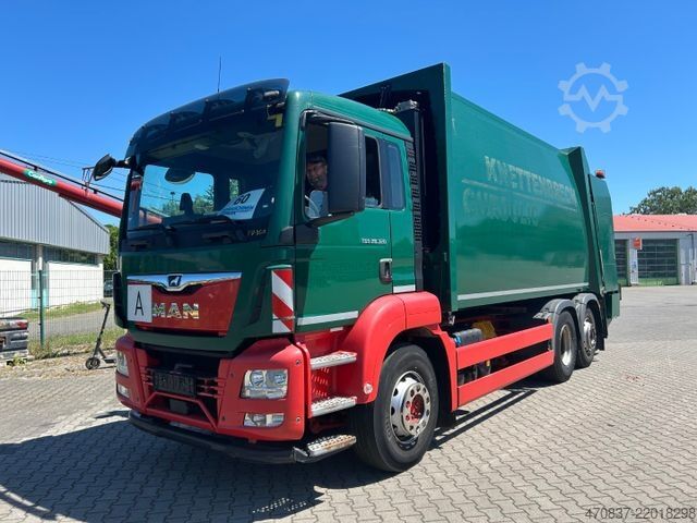 Vuilniswagen MAN TGS 26.320 / 6x2 / Faun Variopress 527