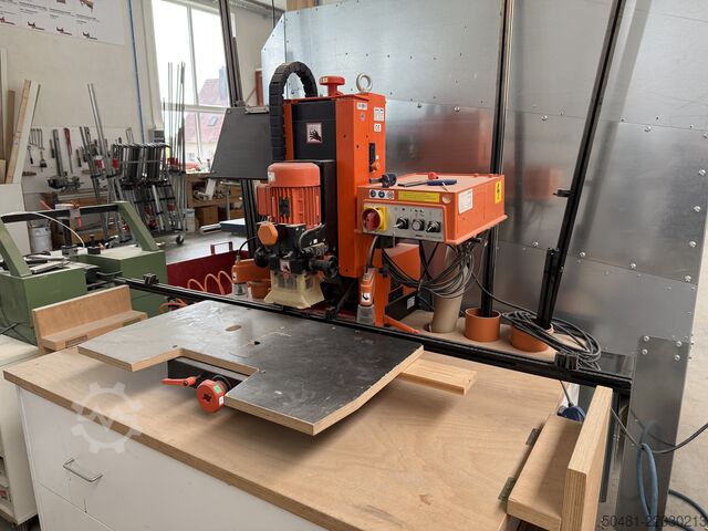 Machine à percer adaptée blum Pro-Center