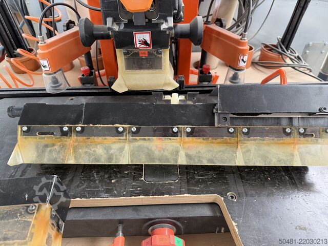 Machine à percer adaptée blum Pro-Center