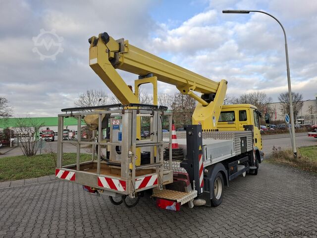 Vrachtwagen telescoophoogwerker Ruthmann T 180 / MAN TGL 8.150 4X2 BB