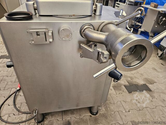 Poussoir sous vide avec élévateur Handtmann VF628