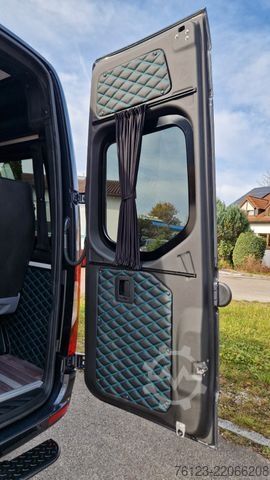 Minibus MERCEDES-BENZ 319  Sprinter VIP Shuttle 9 Sitzer  Panoramadach