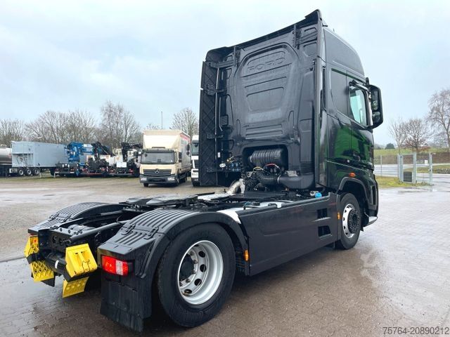 Standard tractor unit FORD F-Max 500 / 4x2 / Retarder / Navi / 1. Hand