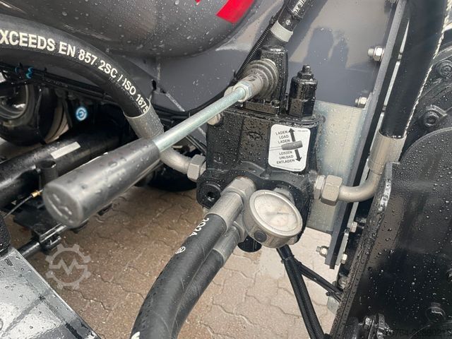 Ημιρυμουλκούμενο βυτιοφόρο D-TEC 30m³ Tanker Gülle / V2A / Gelenkt / Auch Miete!