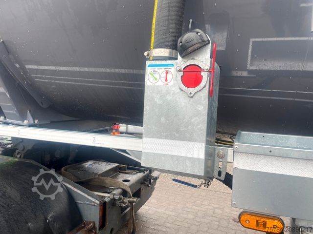 Ημιρυμουλκούμενο βυτιοφόρο D-TEC 30m³ Tanker Gülle / V2A / Gelenkt / Auch Miete!