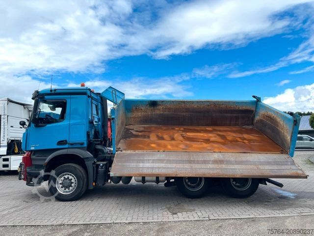 Driezijdige kipper MERCEDES-BENZ 2643 /6x6H ALLRAD/Meiller/Bordmatik/Schneeplatte