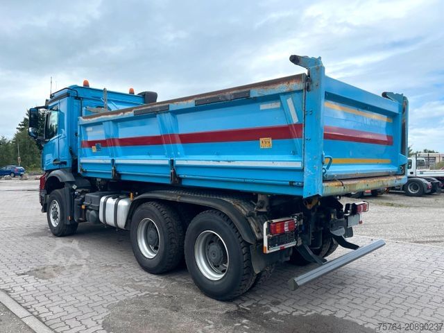 Driezijdige kipper MERCEDES-BENZ 2643 /6x6H ALLRAD/Meiller/Bordmatik/Schneeplatte