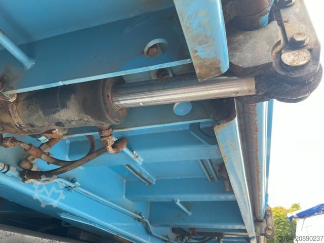 Driezijdige kipper MERCEDES-BENZ 2643 /6x6H ALLRAD/Meiller/Bordmatik/Schneeplatte