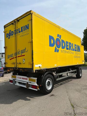 Kølet/frosset transport Schmitz Cargobull 4x WKO Lafette mit Tiefkühlkoffer-Wechselbrücke
