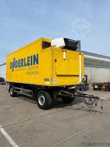 Kølet/frosset transport Schmitz Cargobull 4x WKO Lafette mit Tiefkühlkoffer-Wechselbrücke