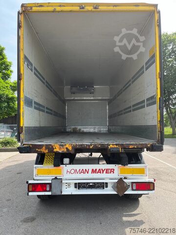 Kølet/frosset transport Schmitz Cargobull 4x WKO Lafette mit Tiefkühlkoffer-Wechselbrücke
