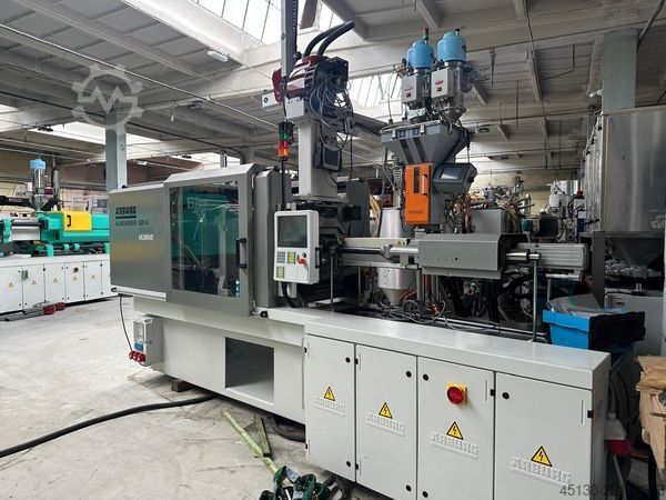 Mașină de turnat prin injecție Arburg 520H 1500-290 e²
