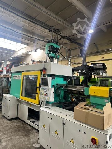 Mașină de turnat prin injecție Arburg 570C 2000-350/150