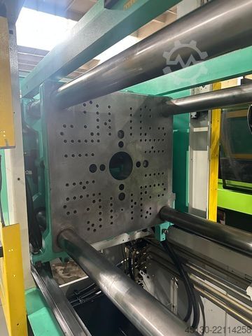 Mașină de turnat prin injecție Arburg 570C 2000-350/150