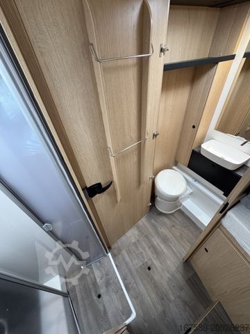 Caravana semiintegrada SUNLIGHT T 68 Adventure, Autom,Safety+ACC,Navi,AKTION