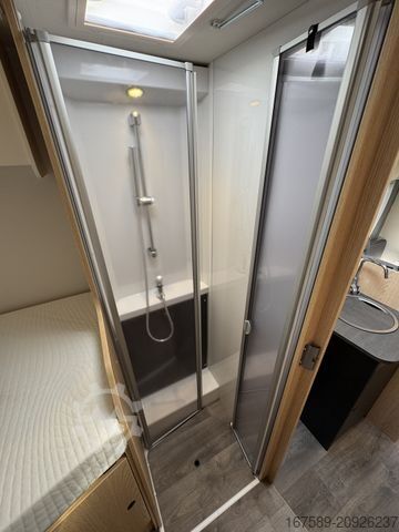 Caravana semiintegrada SUNLIGHT T 68 Adventure, Autom,Safety+ACC,Navi,AKTION