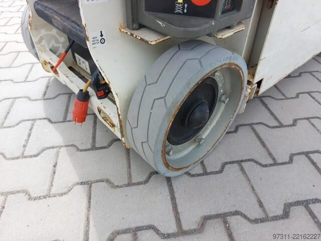 Hefplatform JLG 1230ES