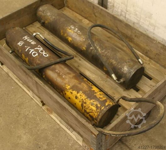 Hydraulic cylinder Herrenknecht Hub 700 mm Kolben Ø 150 mm