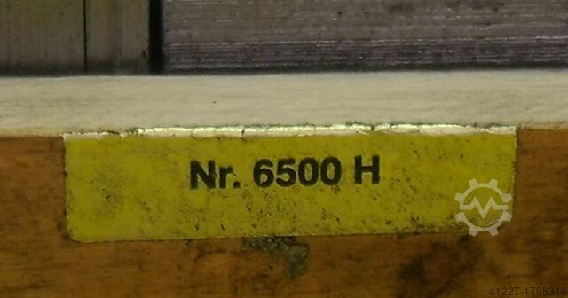 Universal clamping pad set in a wooden box AMF amf 6500 H