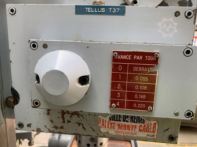 Boor-/boormachine met mal Constant Supemec P65