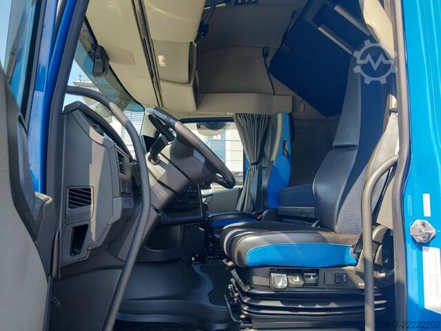 Felépítménycserélő teherautó Volvo FH 420 Multi-Wechsler 7.45/7.82