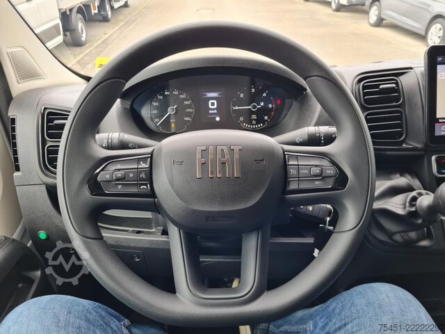 Vrachtwagen met bakwagen Fiat Ducato 35 Koffer 140 Multijet Kamera Navi App TEMPOMAT