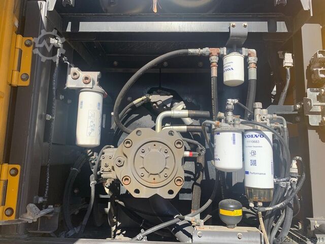 Koparka gąsienicowa Volvo EC300ENL mit OQ80