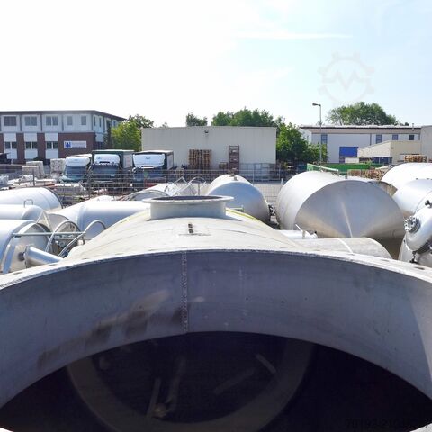 Réservoir de 20000 litres en V2A avec double enveloppe de sécurité (selon DIN 6616D)  9134