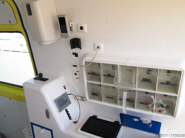 Brandbil MERCEDES-BENZ Sprinter 316 *2+2 Sitzer*Rettungswagen*2xKlima*