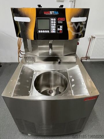 Máquina de templado de chocolate FBM Maestria 60kg
