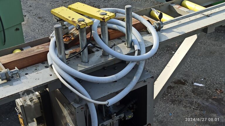 FREESMACHINE VOOR PVC-KOZIJN ONDER DEURKRUK HESS BOHRSTATION U