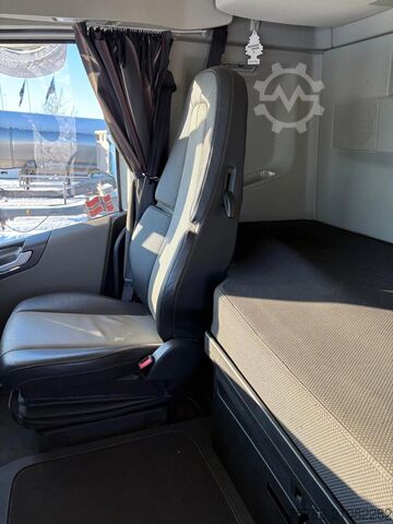 Chassis met cabine Volvo FH 13.540 6x2*4 Chassis - Low KM - ADR - Full a...