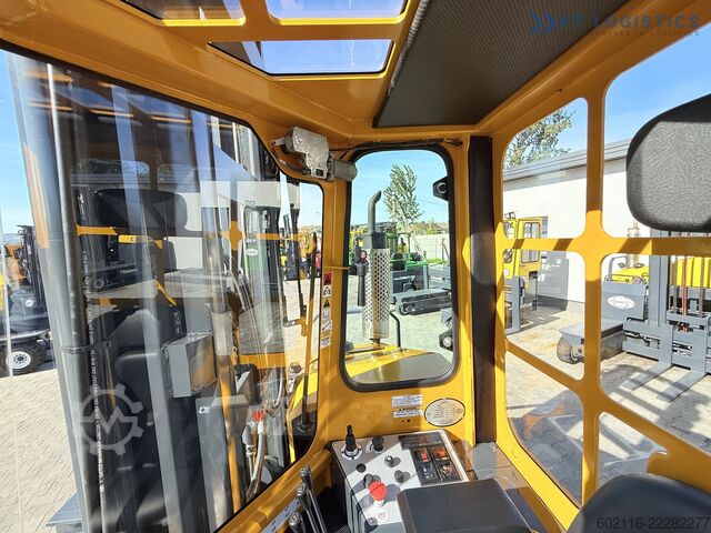Vierwegvorkheftruck Combilift C4000 / GAS / DUPLEX 5500 / FREE-LIFT