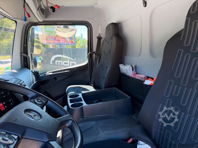 Furgoneta pick-up MERCEDES-BENZ Atego 823 Pritsche Schiebeplane +Edschaverdeck