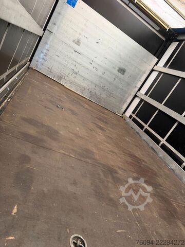 Furgoneta pick-up MERCEDES-BENZ Atego 823 Pritsche Schiebeplane +Edschaverdeck