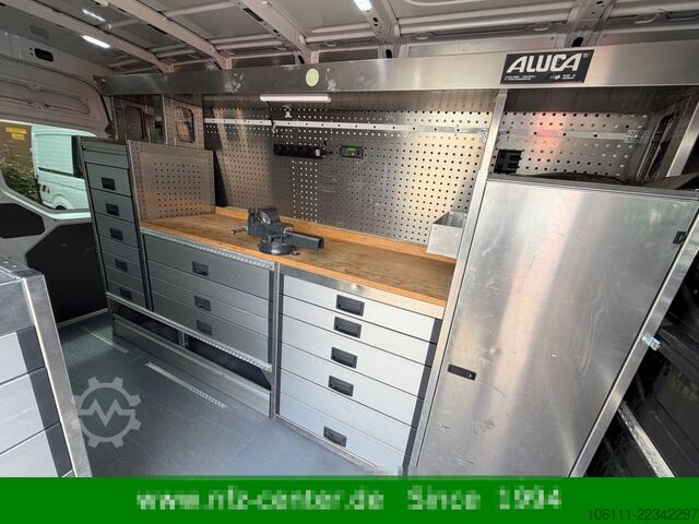 Minibus VOLKSWAGEN Crafter Kasten 35 mittellang Hochdach 4MOTION