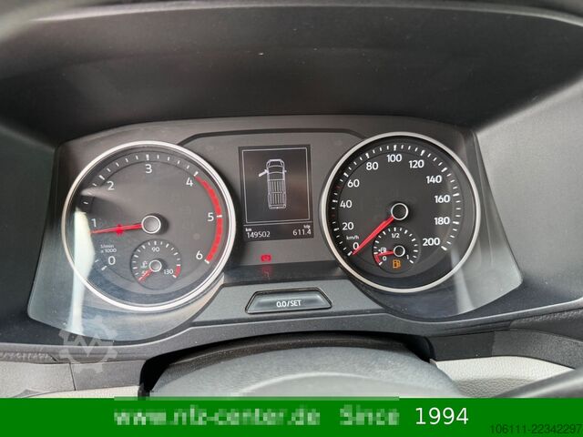Minibus VOLKSWAGEN Crafter Kasten 35 mittellang Hochdach 4MOTION