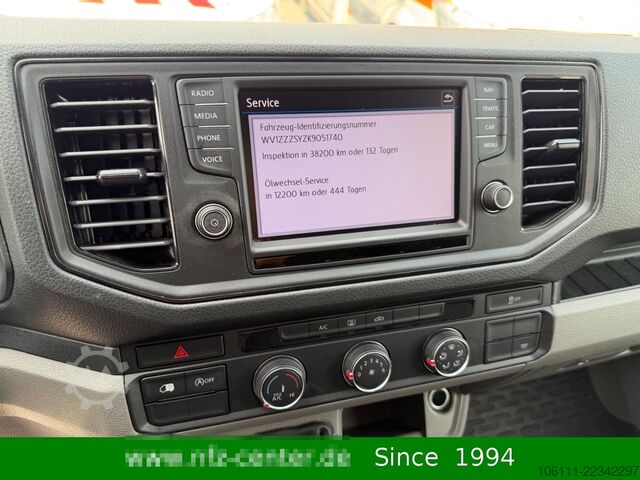 Minibus VOLKSWAGEN Crafter Kasten 35 mittellang Hochdach 4MOTION