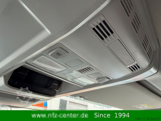 Minibus VOLKSWAGEN Crafter Kasten 35 mittellang Hochdach 4MOTION