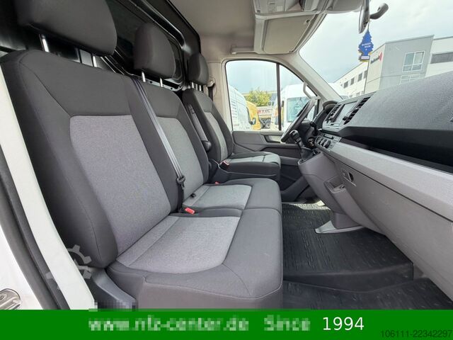 Minibus VOLKSWAGEN Crafter Kasten 35 mittellang Hochdach 4MOTION