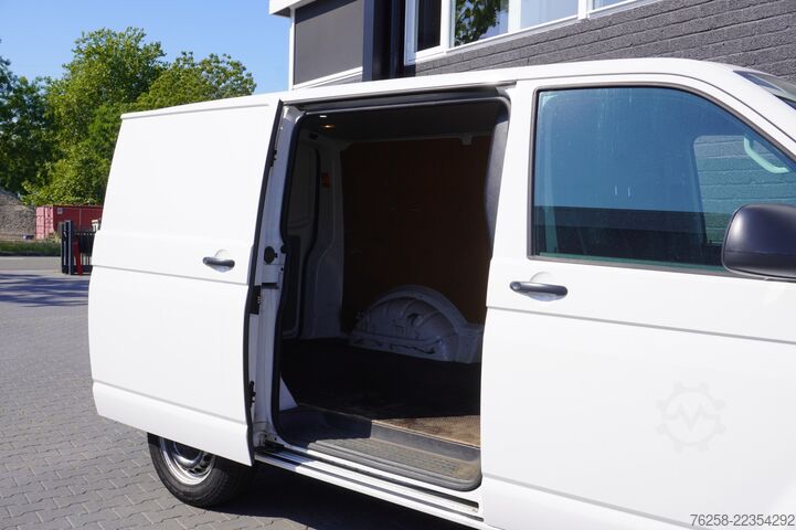 Bestelwagen Volkswagen Transporter 2.0 TDI - EURO 6 - Airco - Navi - C...