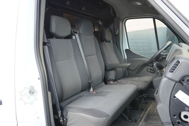 Bestelwagen Renault Master 2.3 dCi 150PK L2H2 - EURO 6 - Airco - Tr...