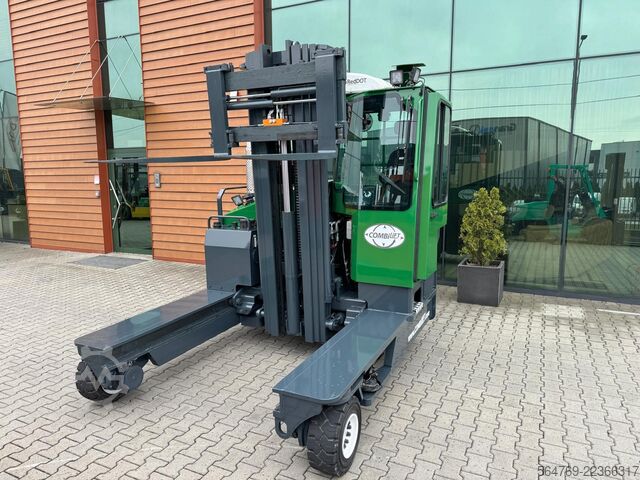Vierwegvorkheftruck Combilift C4500 /Triplex 6000 mm/Air condition