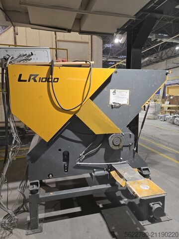 Wood shredder UNTHA LR1000