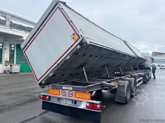 Tipper truck MAN TGX 26.470 6x2-4 BL Zweiseitenkipper mit Hänger