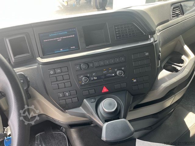 Hazardous materials truck MAN 18.510 4x2 BL SA Kippyhdraulik